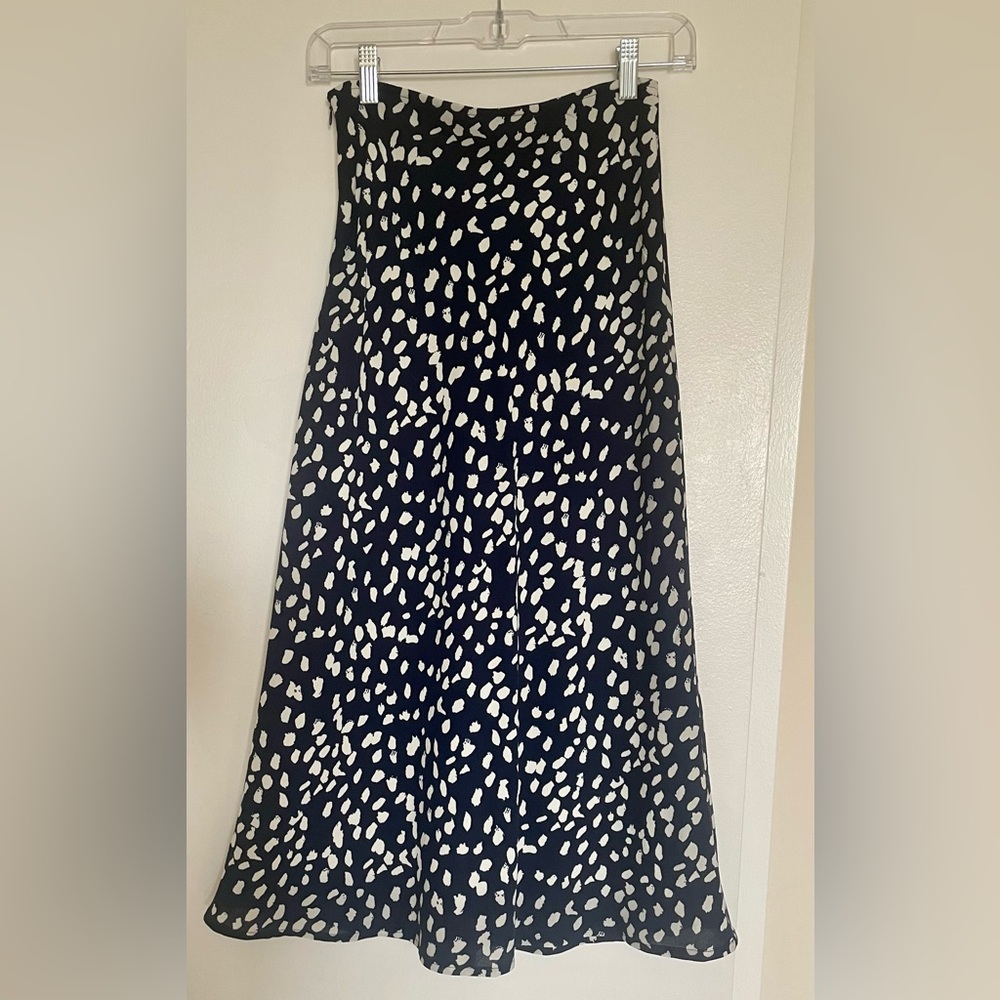 MIDI skirt navy and off-white size small